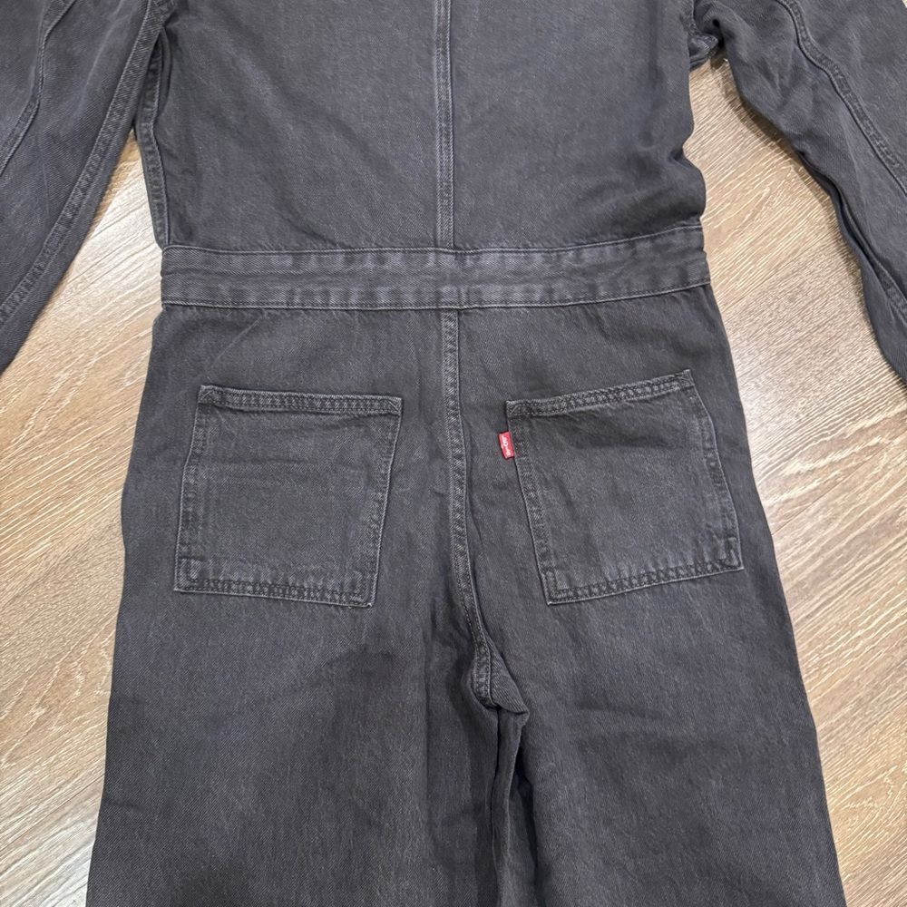 Levi's iconic jumpsuit - NWT SZ XS- black/charcoal - Picture 7 of 8